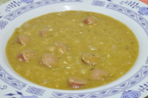 Libeňská hrachovka  – Snadné recept z Česko kuchyně, hotový za 30 - 45 minut